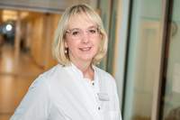 Dr. Karin Tellmann, Chefärztin